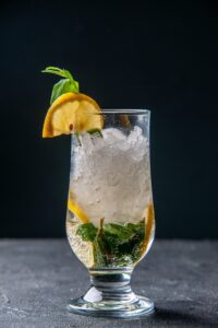 gold rush cocktail