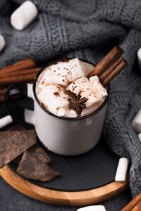 bourbon hot chocolate cocktail